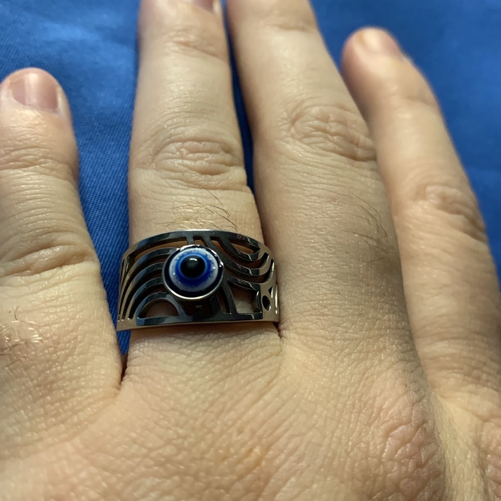 Jewelry - Picture 3 of 4